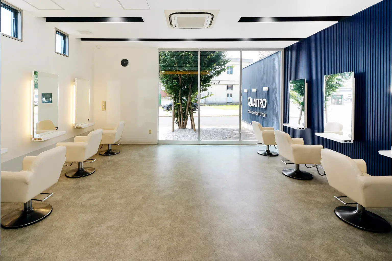フロア